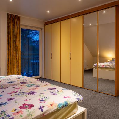 ferienwohnung2-dachterrasse-tannenriede-schlafzimmer-1