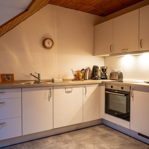 ferienwohnung2-dachterrasse-tannenriede-Küche